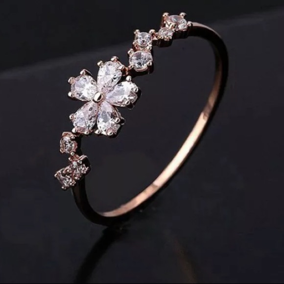 Jewelry - Shining  Flower Rose Gold CZ Ring
